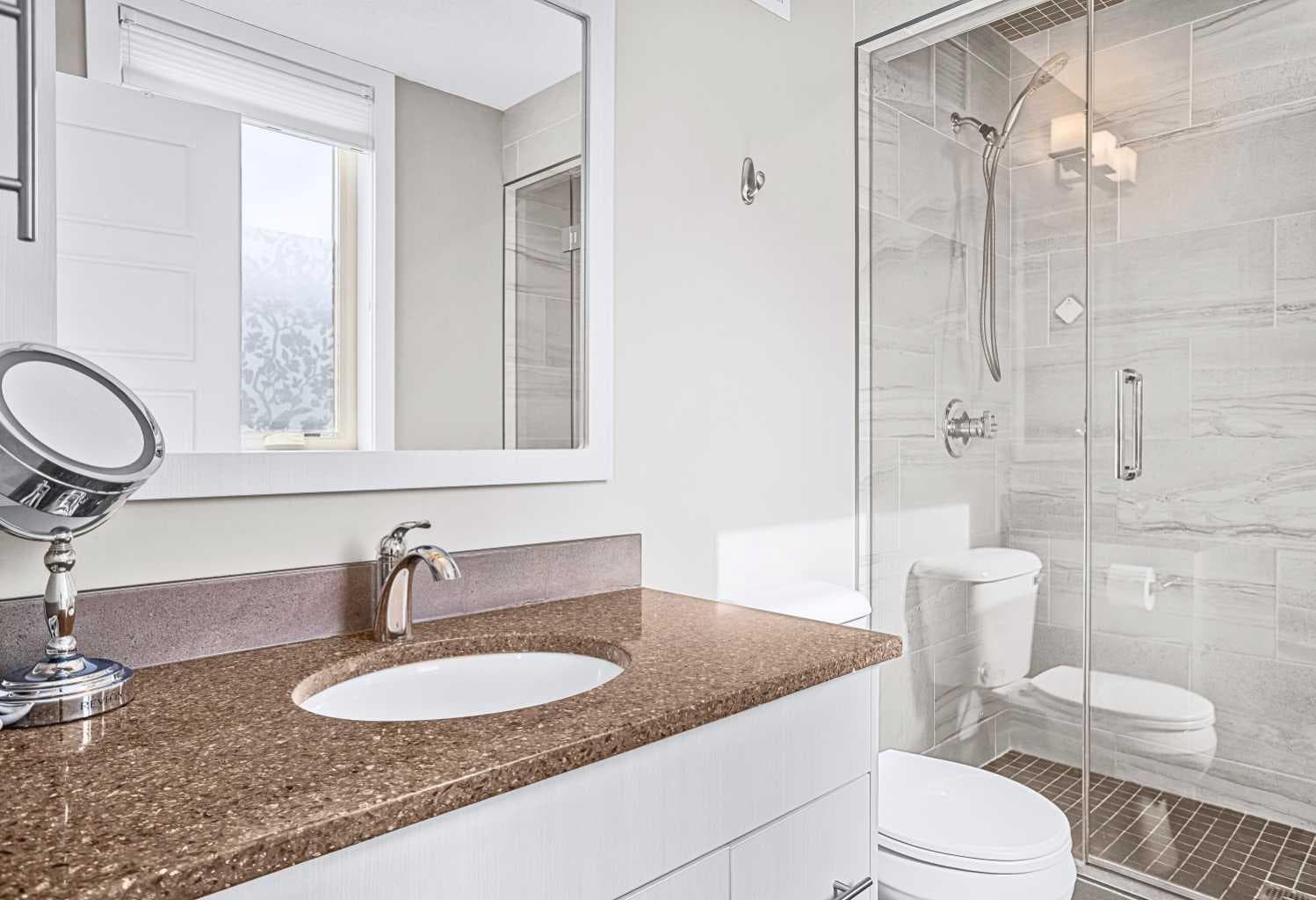 601, 102 Stewart Creek Rise 