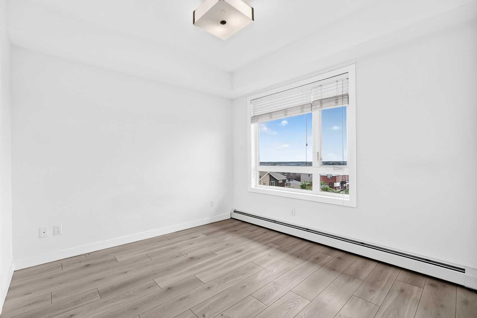 1411, 76 Cornerstone Passage NE