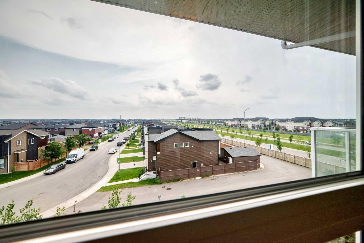 1411, 76 Cornerstone Passage NE