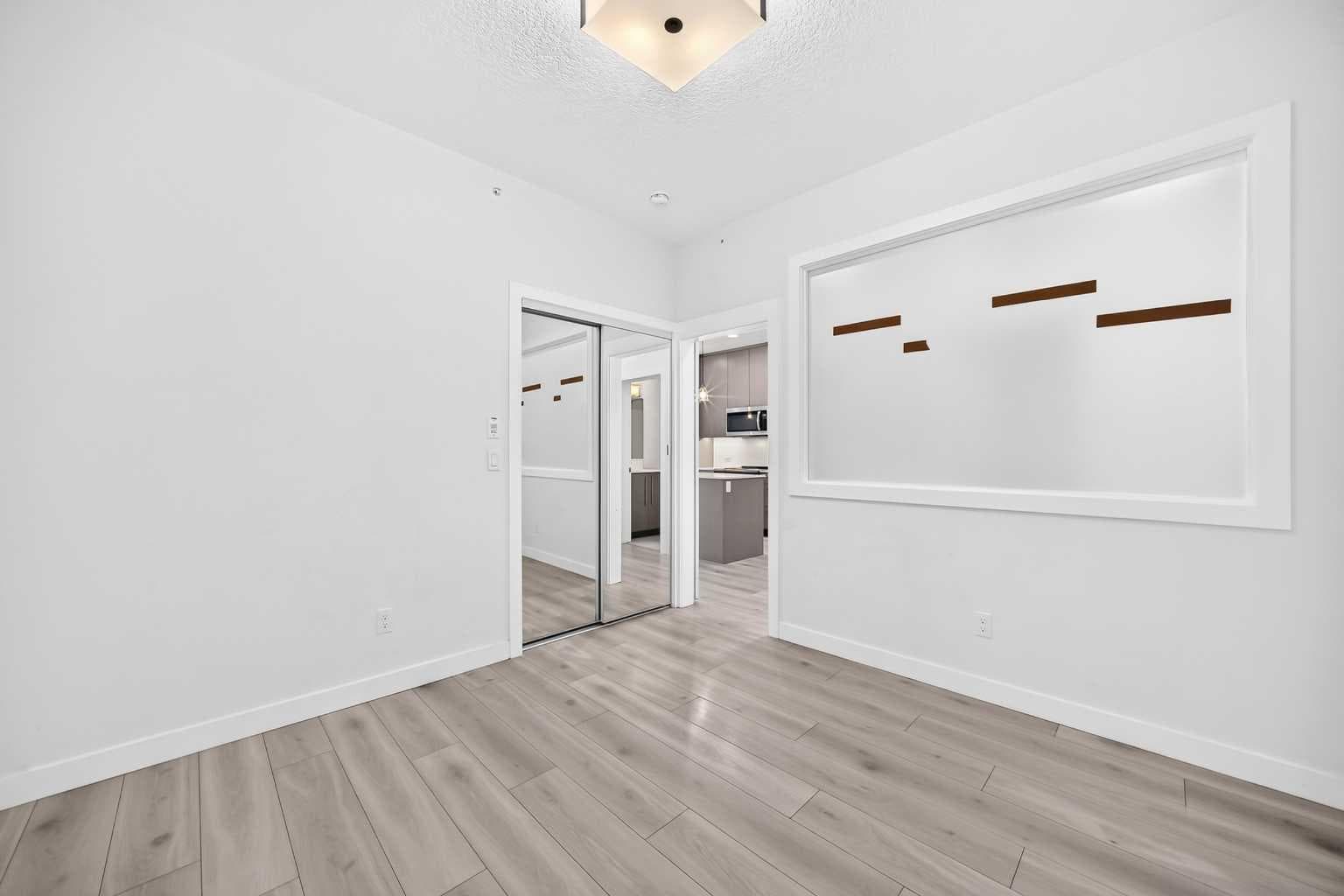 1411, 76 Cornerstone Passage NE