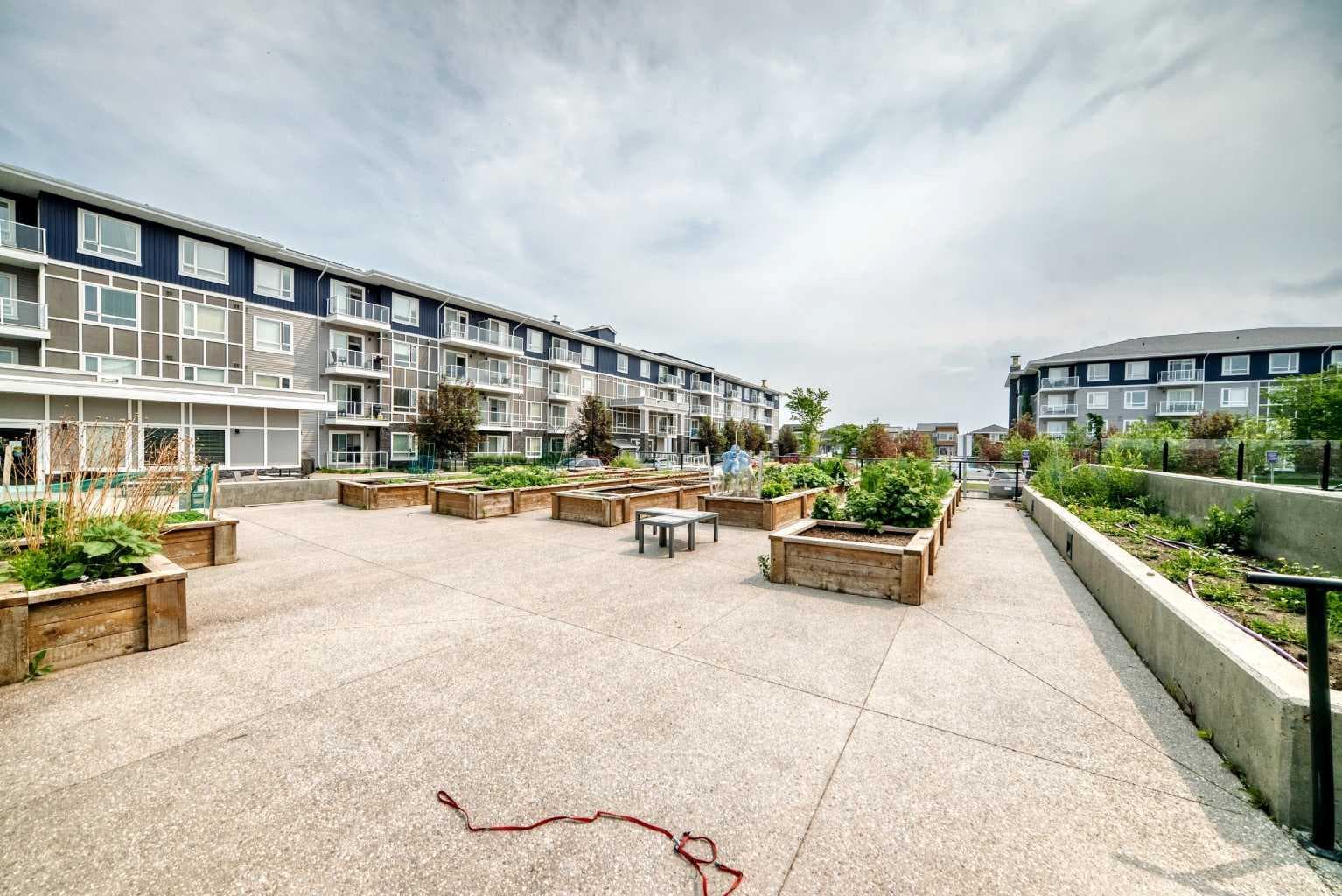 1411, 76 Cornerstone Passage NE