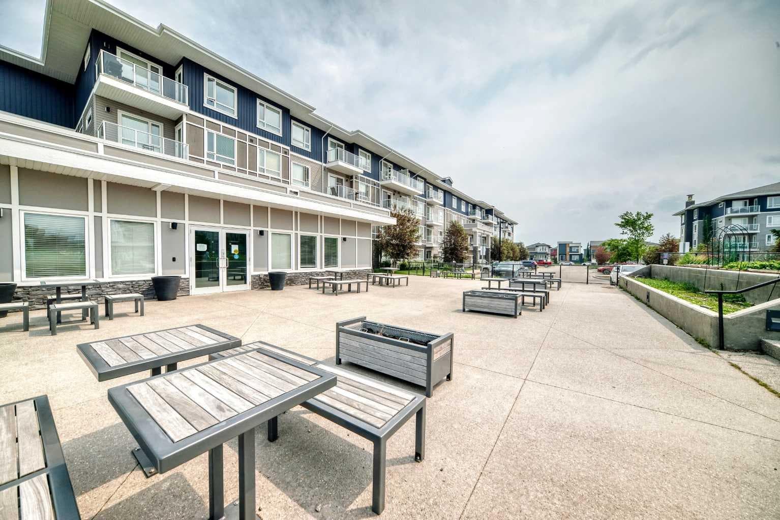 1411, 76 Cornerstone Passage NE