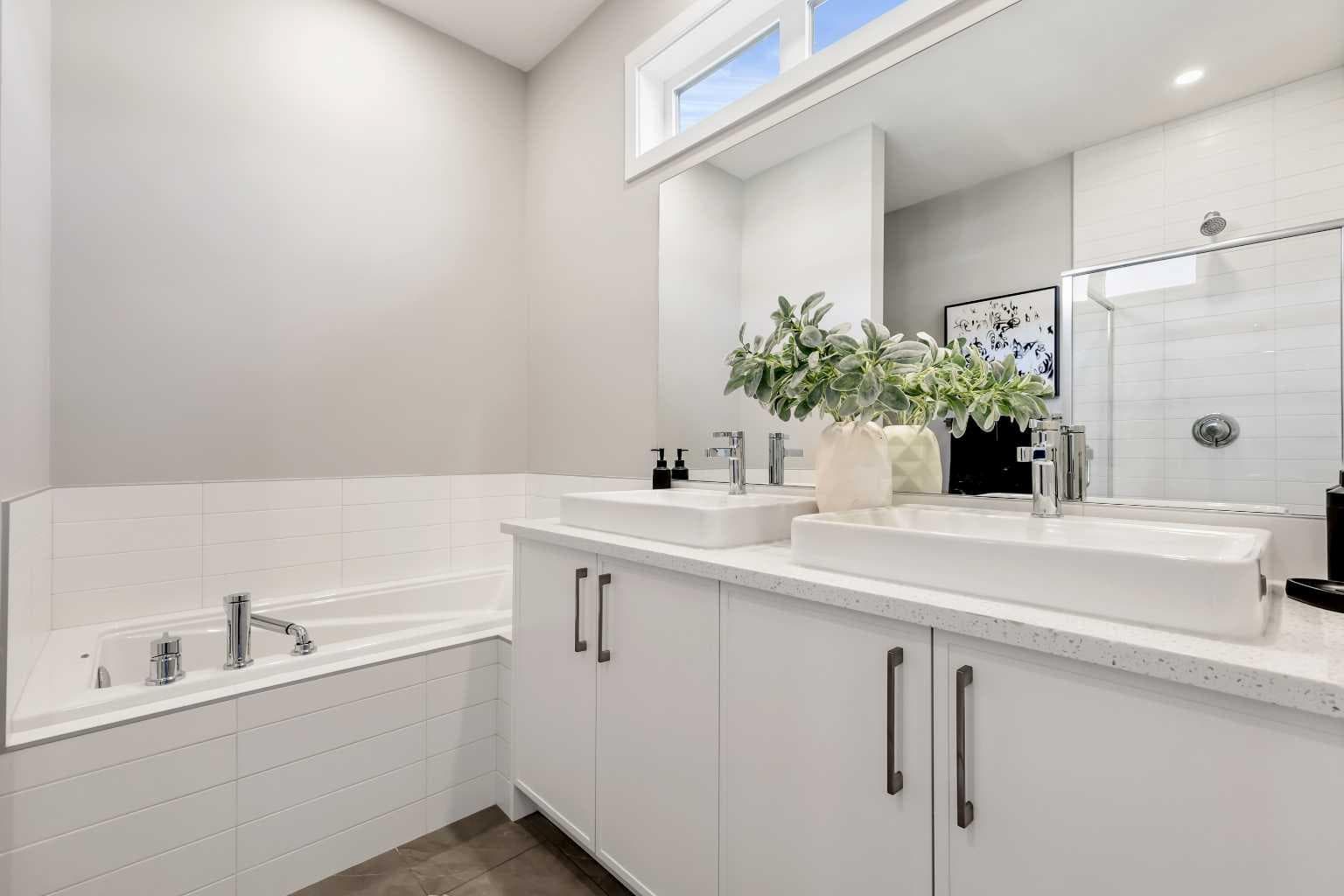 402, 185 Mahogany Gardens SE