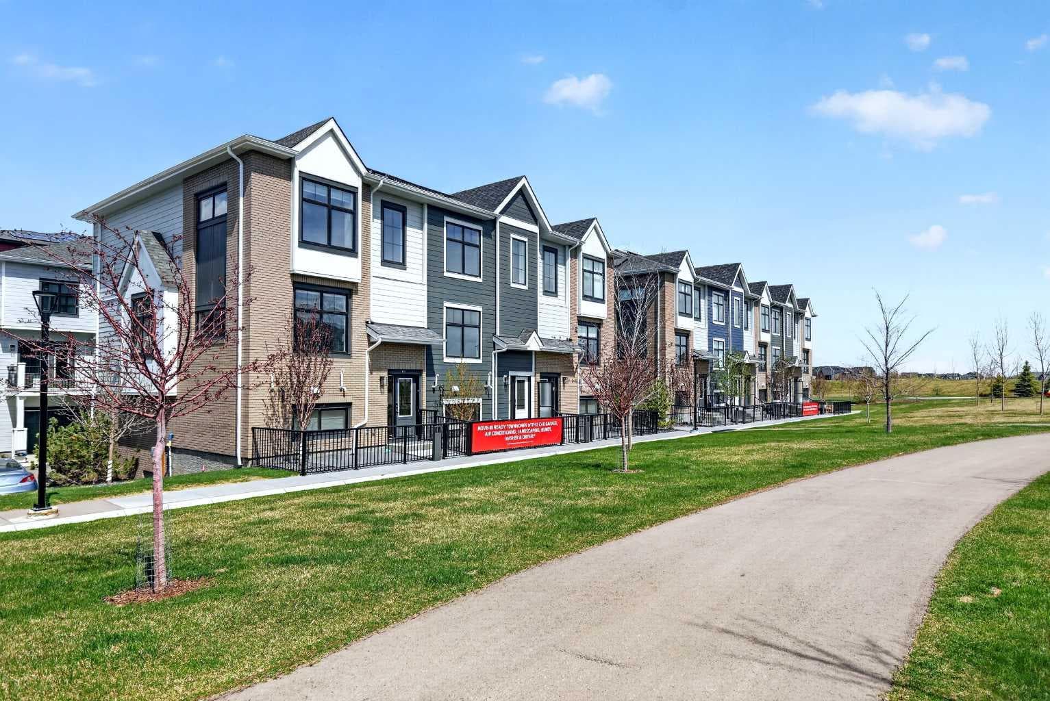 402, 185 Mahogany Gardens SE