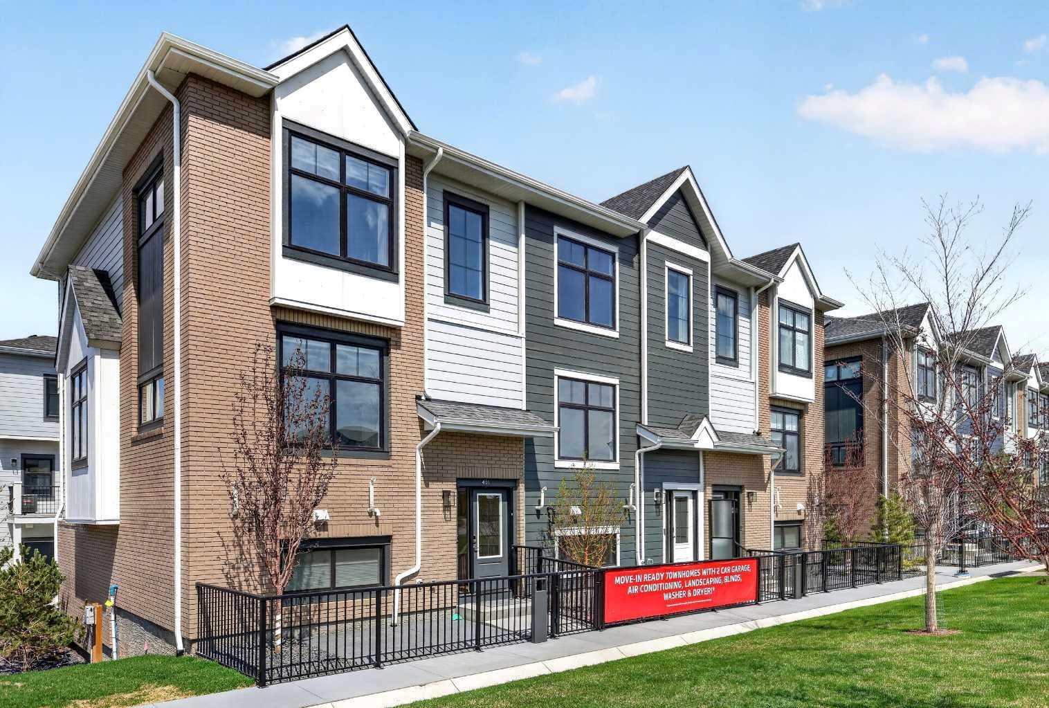 402, 185 Mahogany Gardens SE