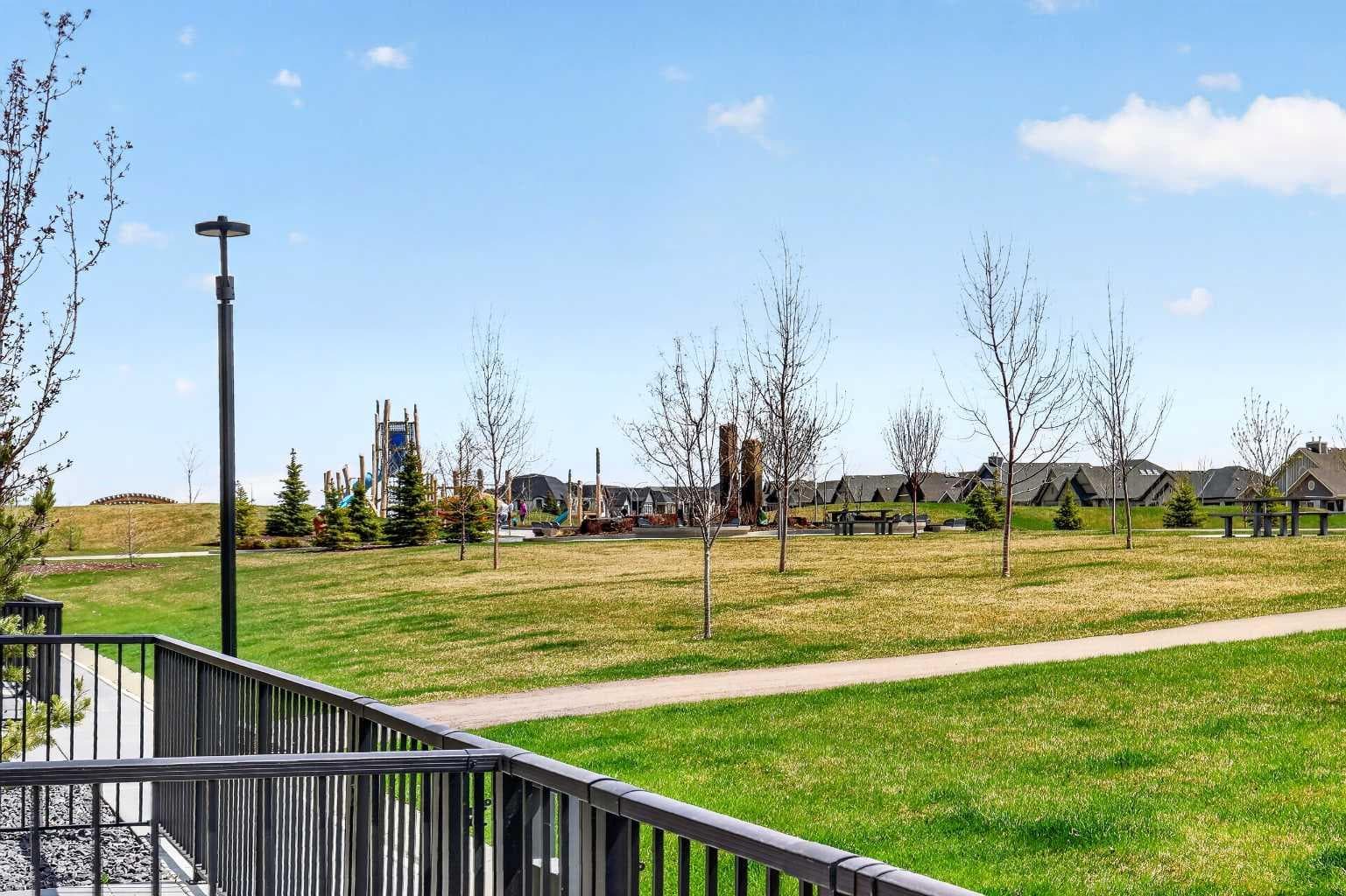 402, 185 Mahogany Gardens SE