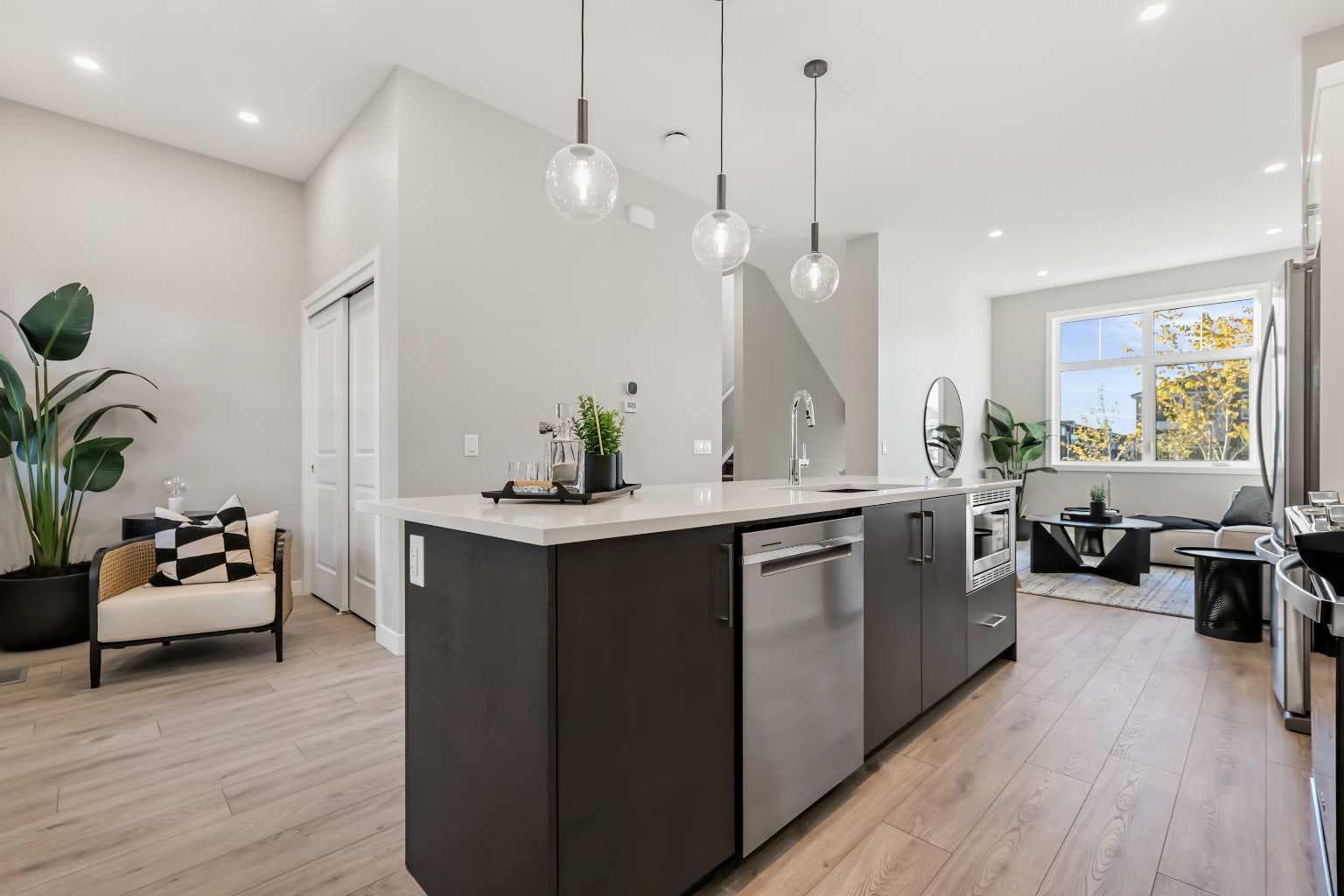 402, 185 Mahogany Gardens SE