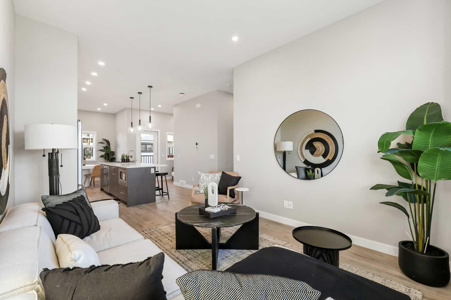 402, 185 Mahogany Gardens SE
