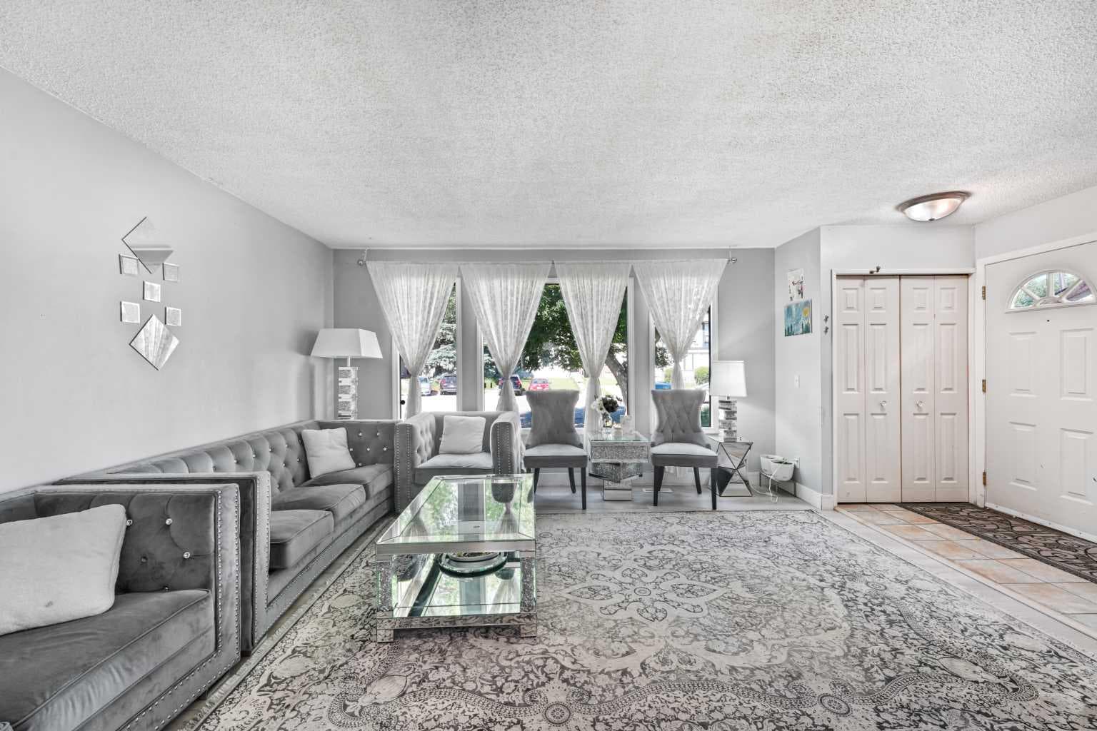 436 Templewood Place NE