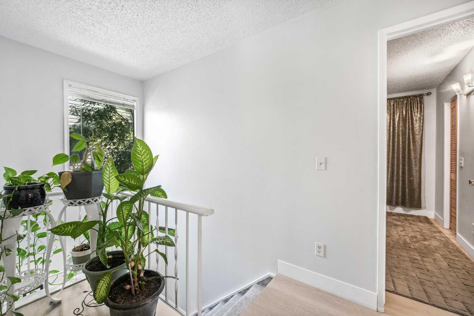 436 Templewood Place NE