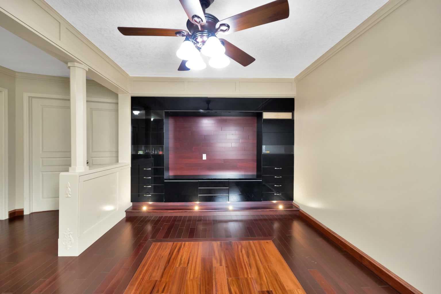 10 Bridlerange Circle SW