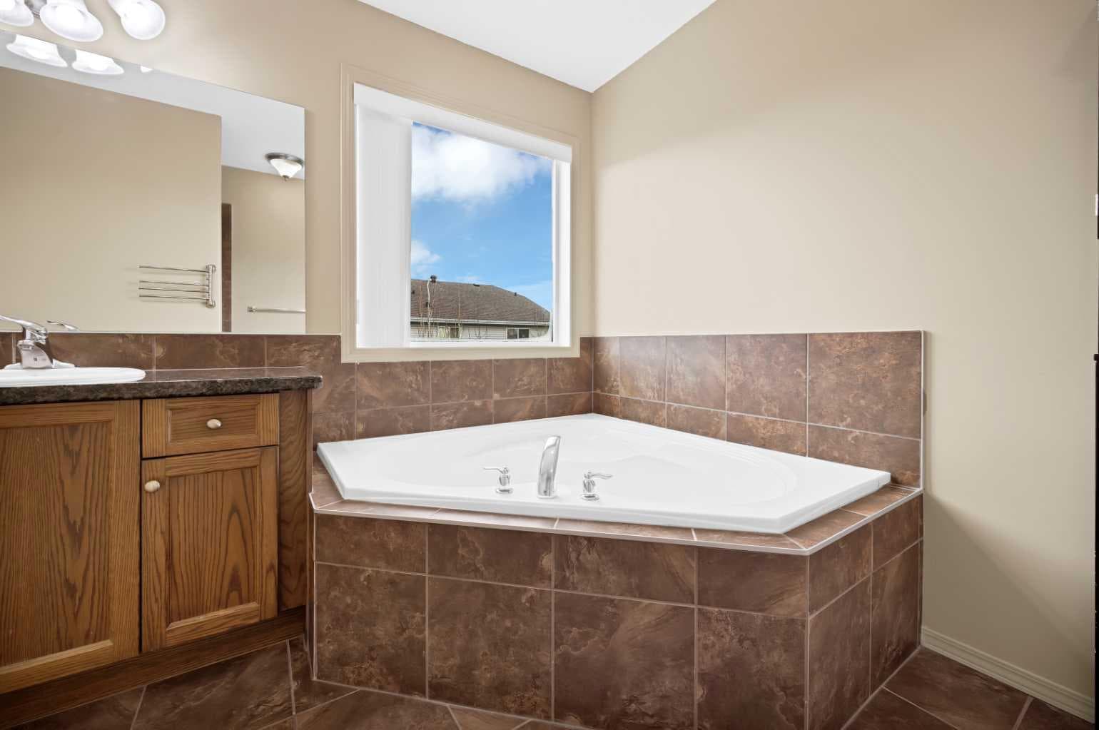 10 Bridlerange Circle SW