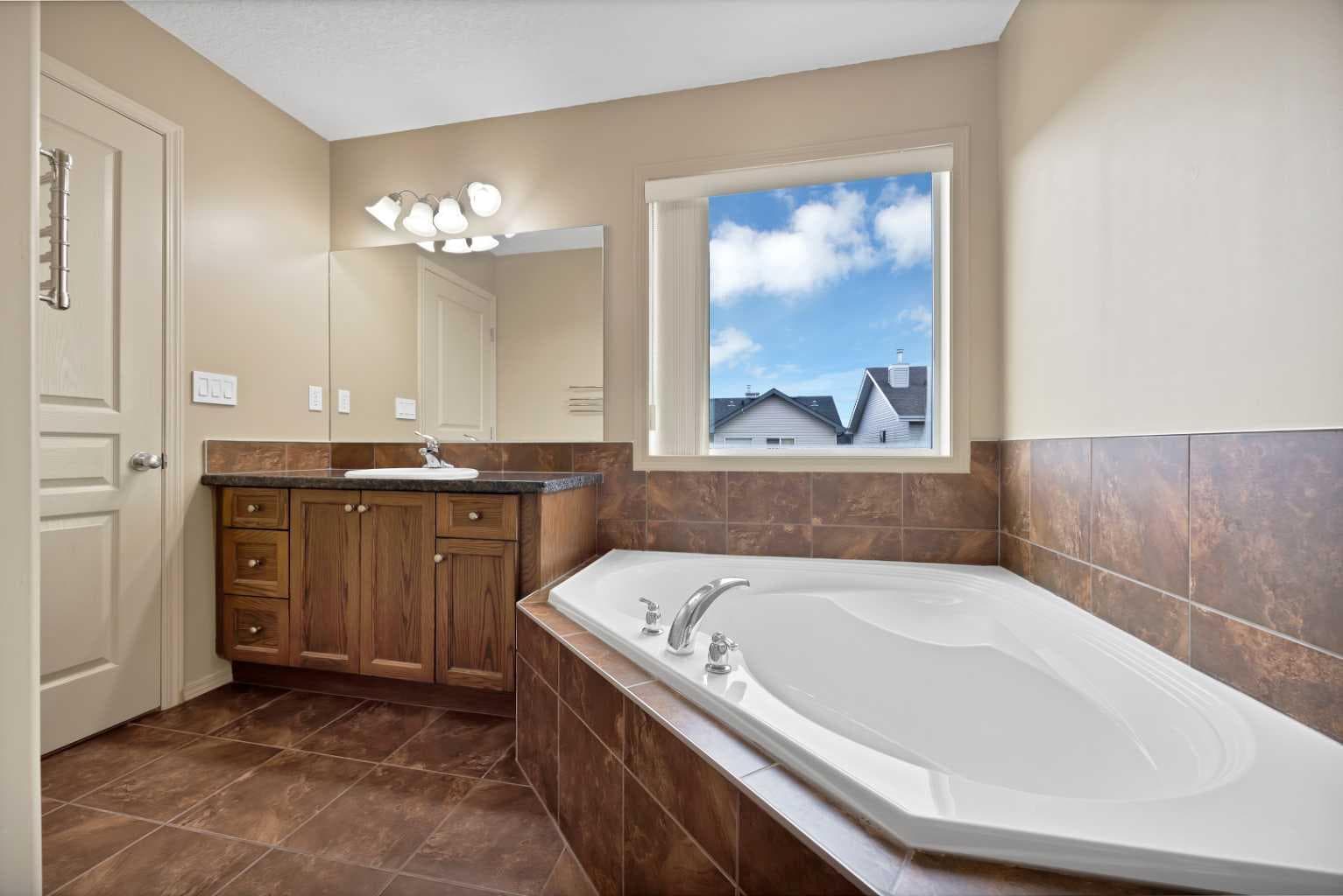 10 Bridlerange Circle SW