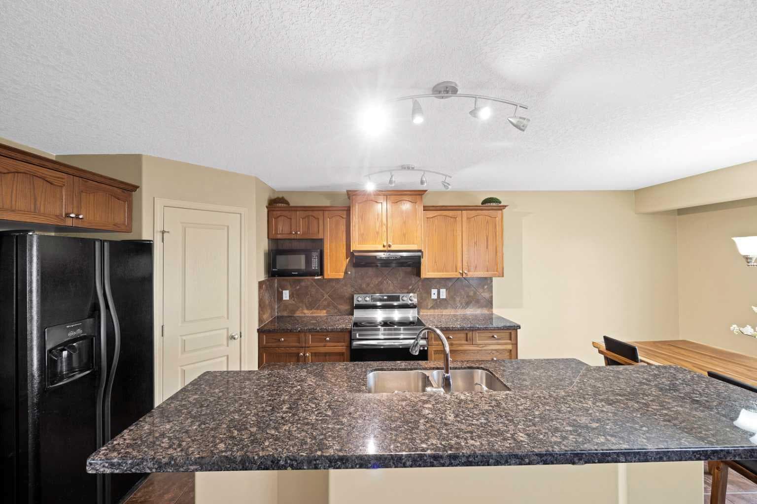 10 Bridlerange Circle SW