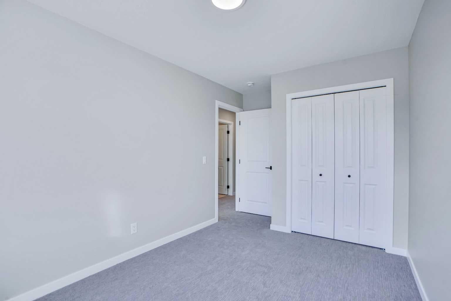 305 lucas Place NW