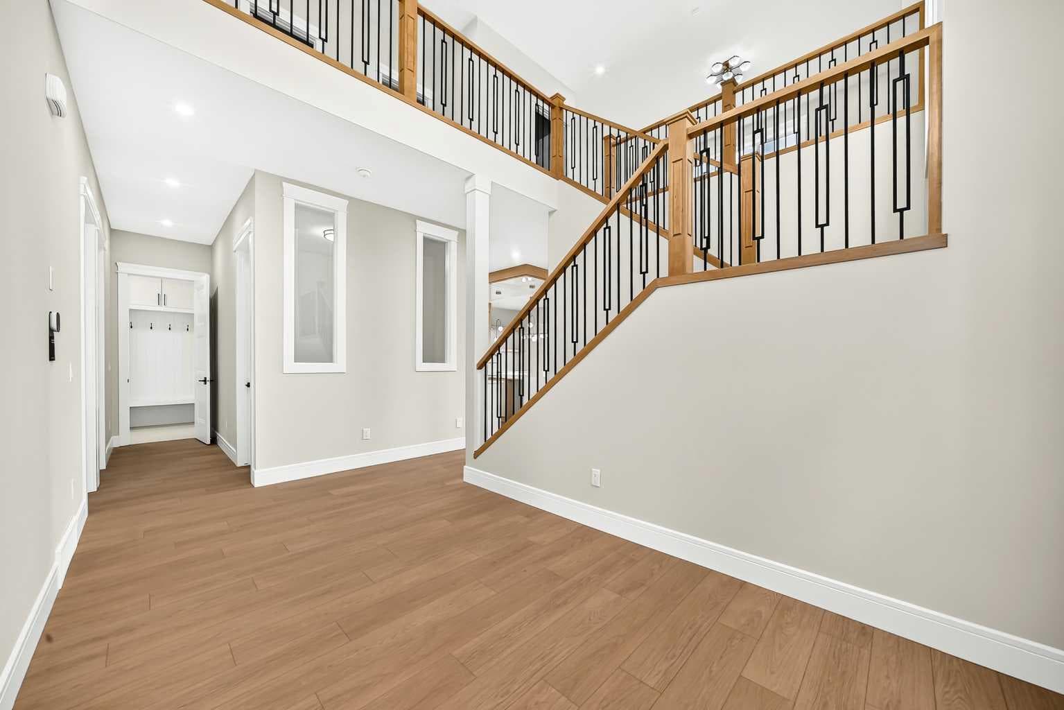2049 Waterbury Road W