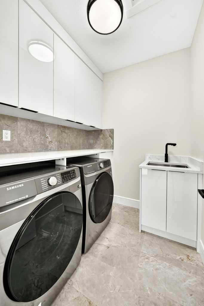 2049 Waterbury Road W