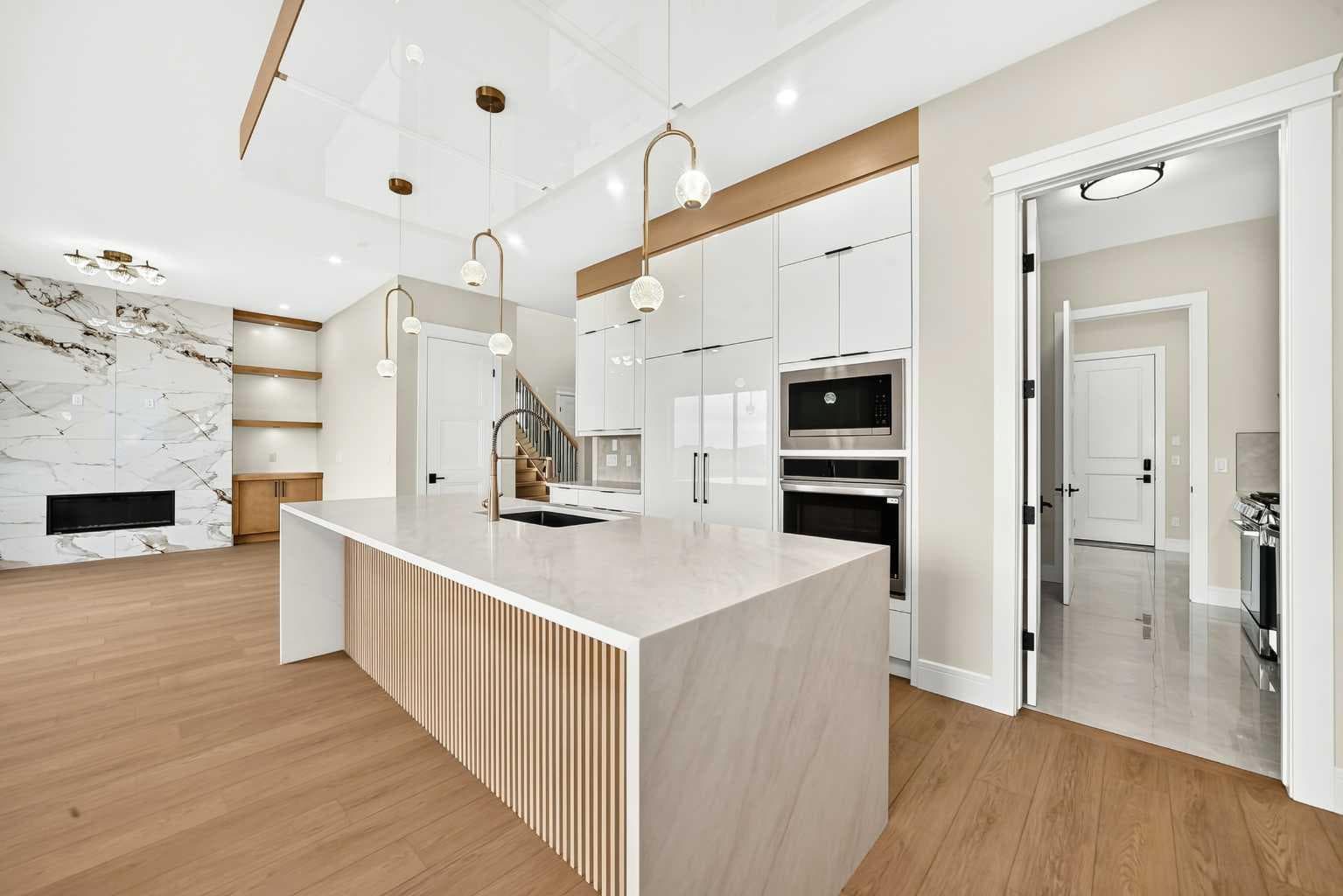 2049 Waterbury Road W