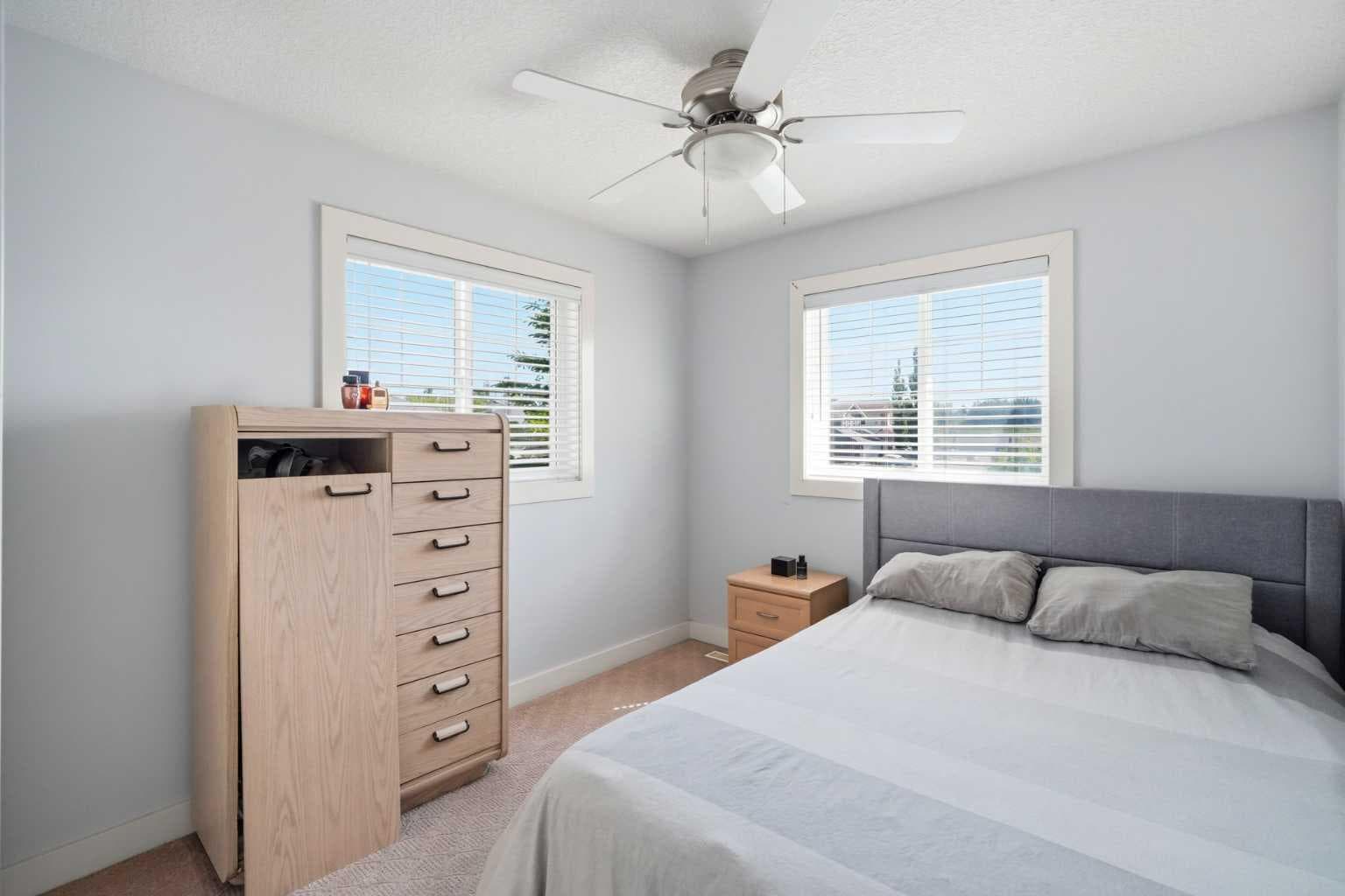 100 Cove Rise  