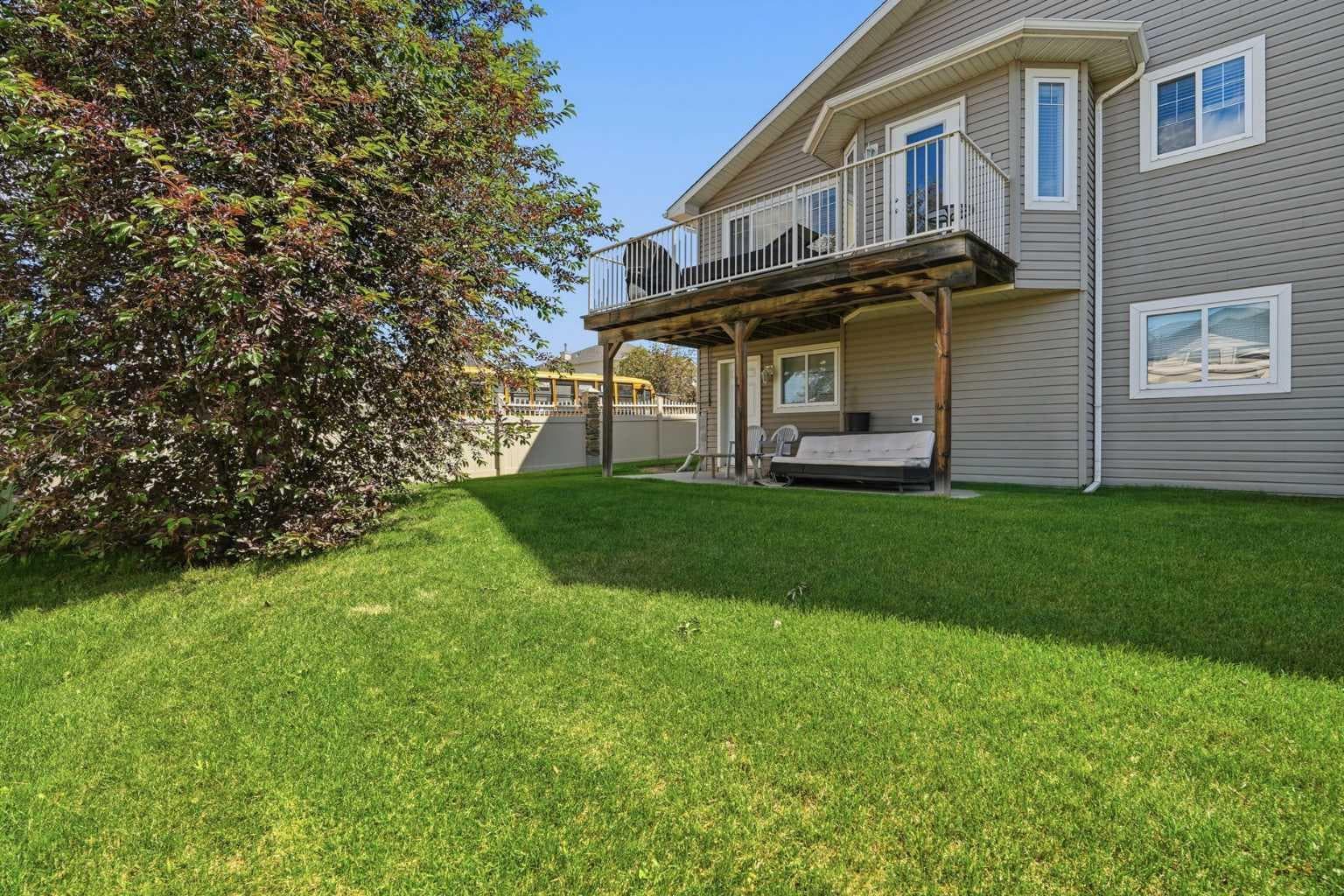 100 Cove Rise  