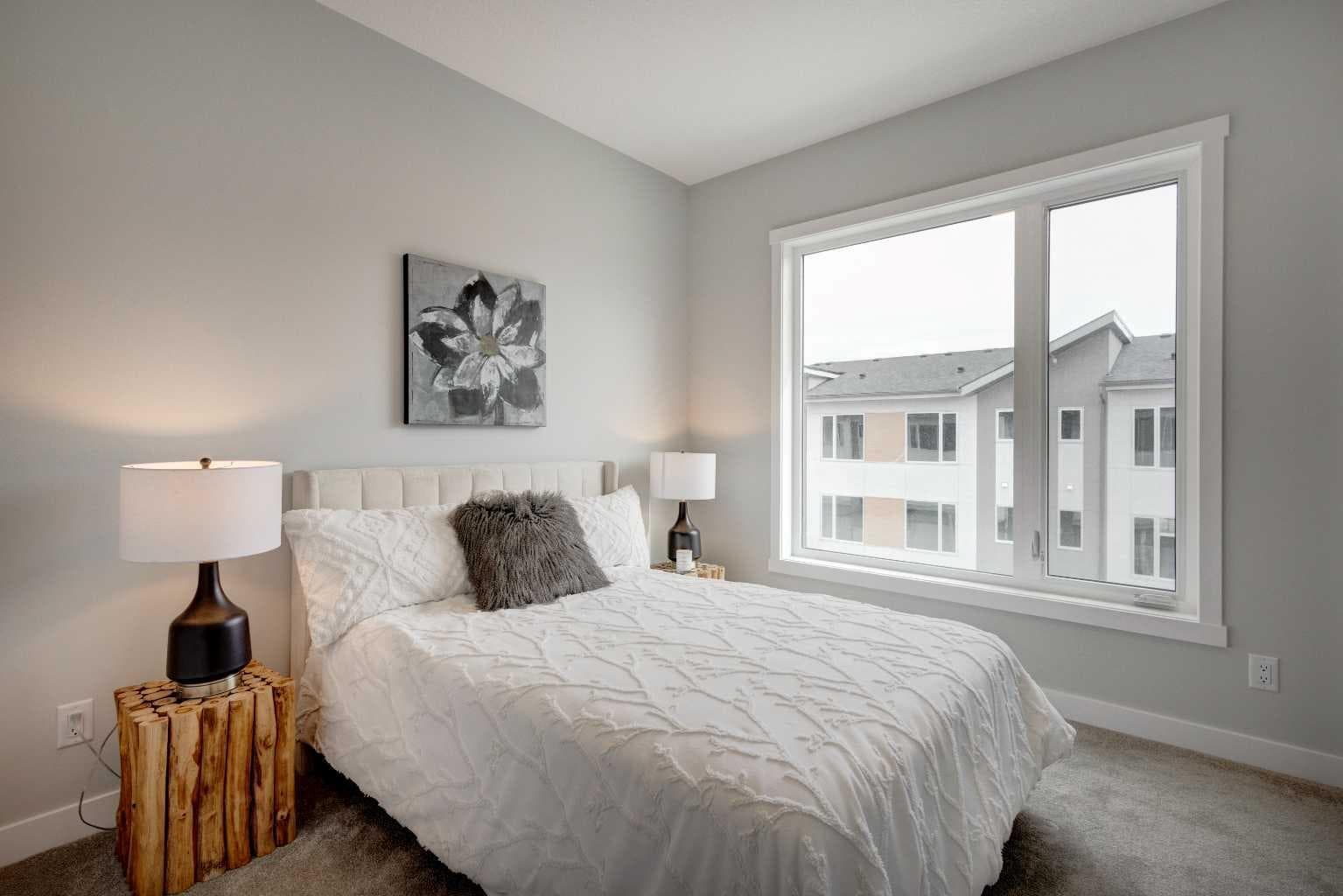 212 Shawnee Square SW