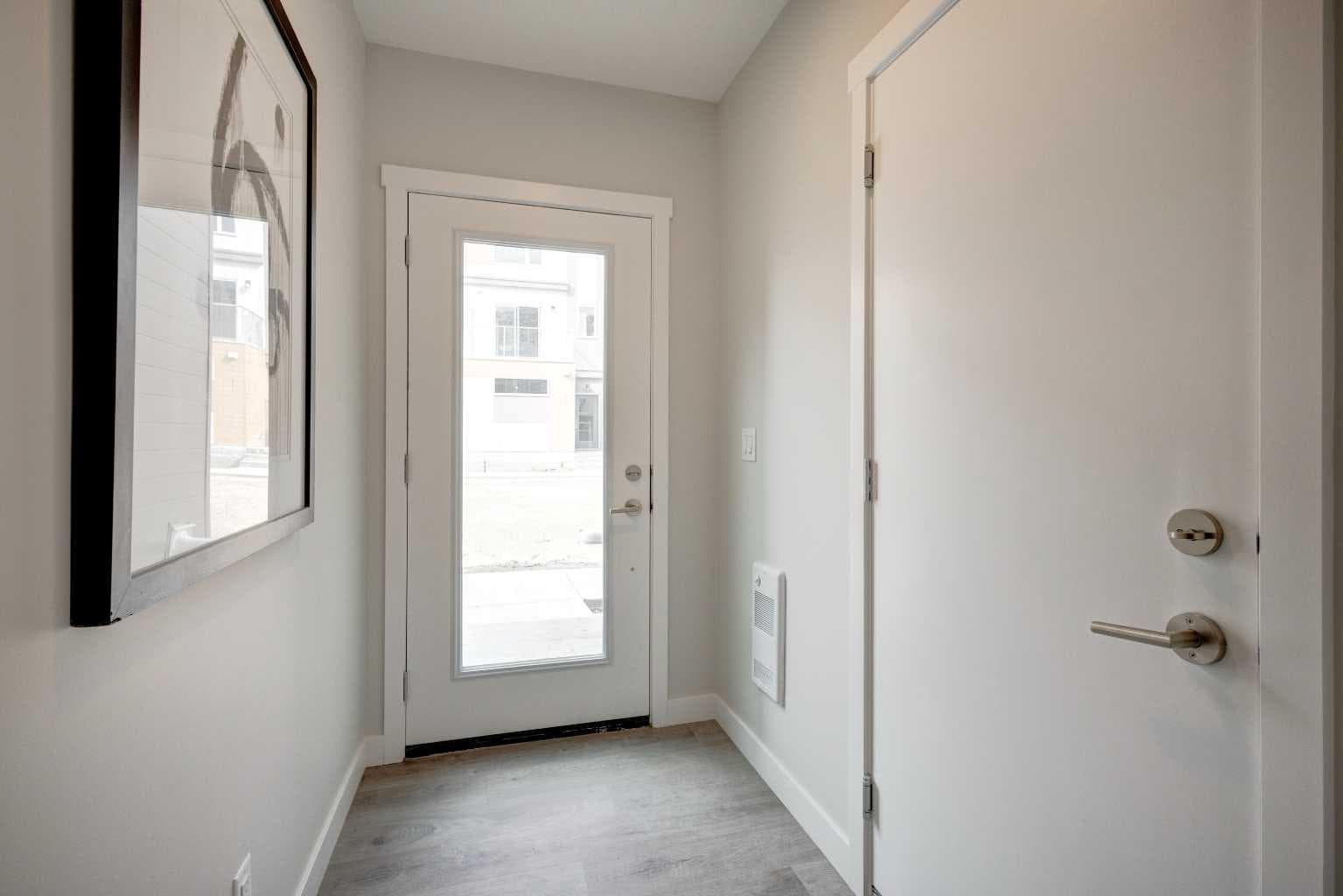 212 Shawnee Square SW