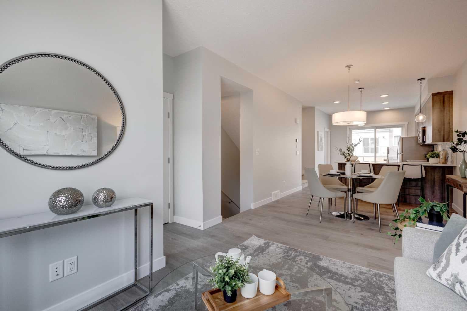 212 Shawnee Square SW