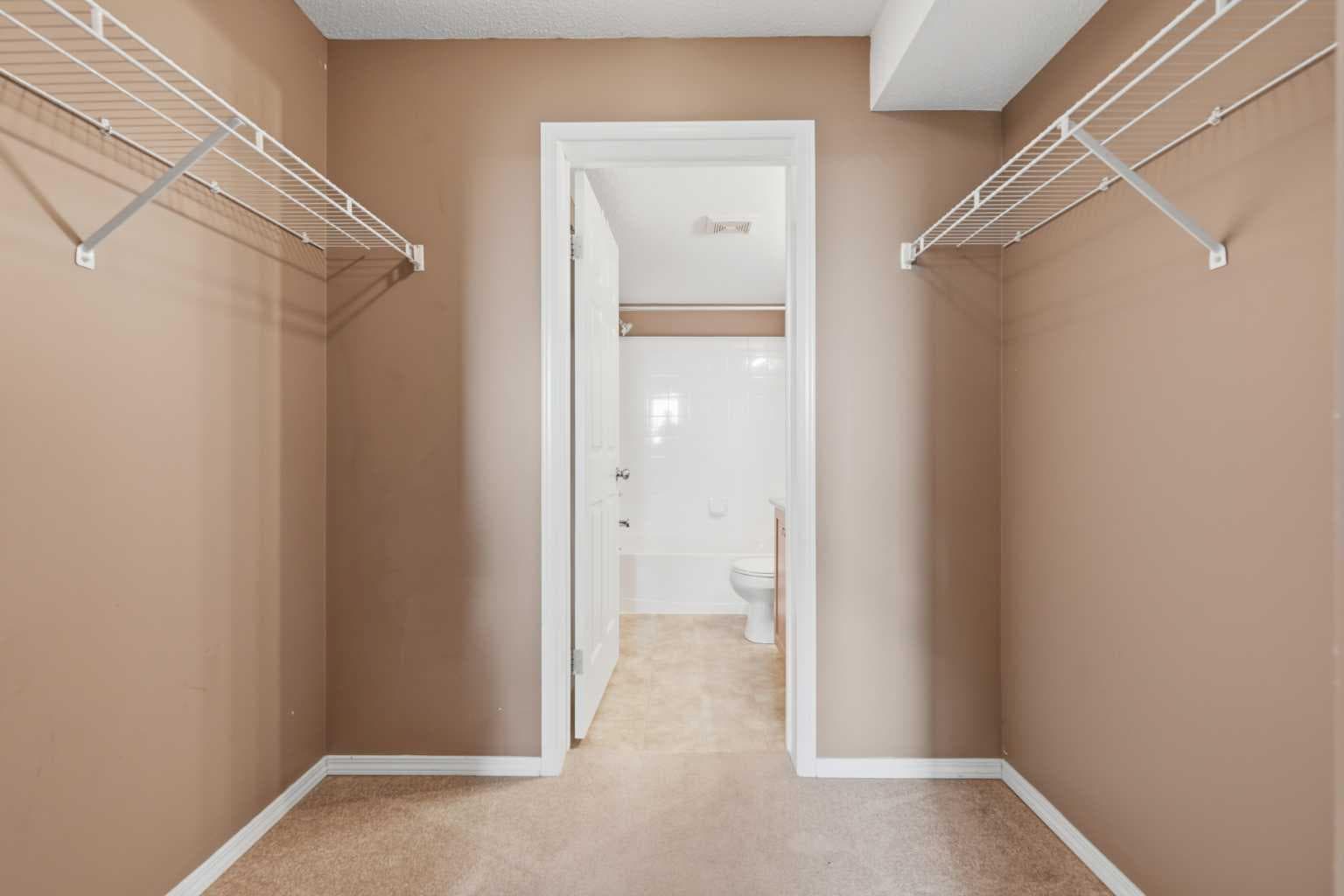 3408, 10 Prestwick Bay SE