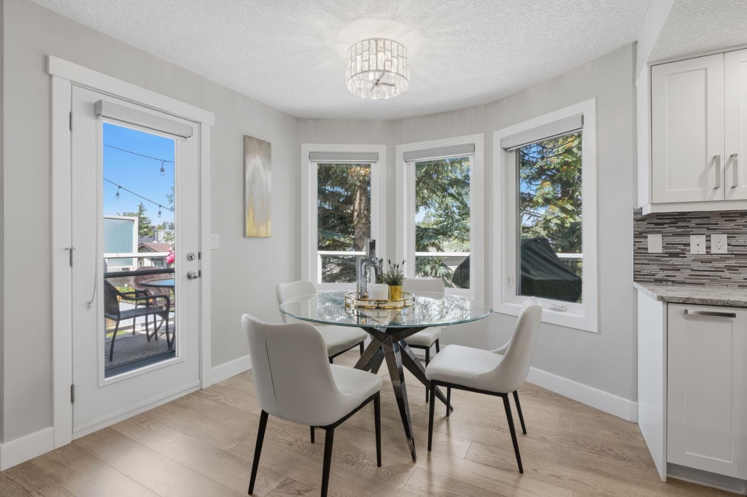 30 Strathcona Road SW