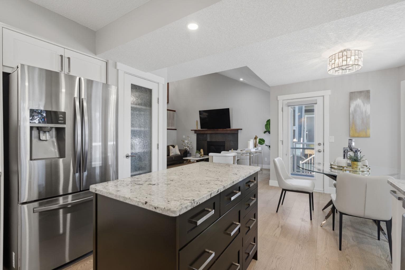 30 Strathcona Road SW
