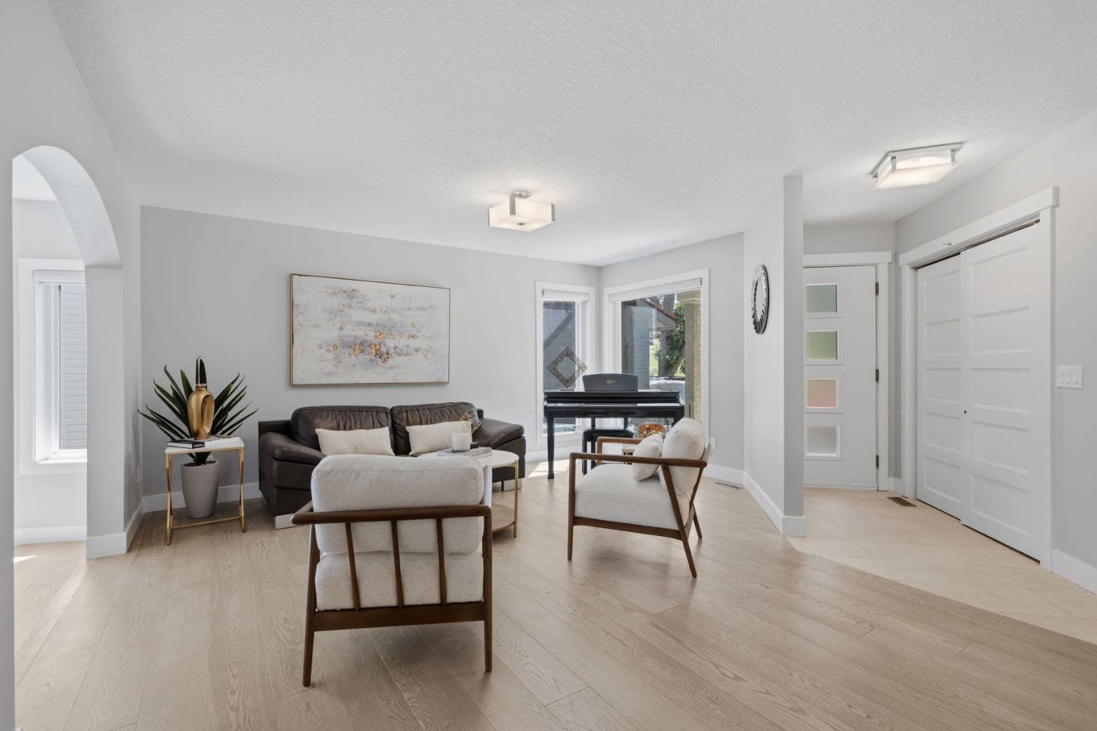 30 Strathcona Road SW