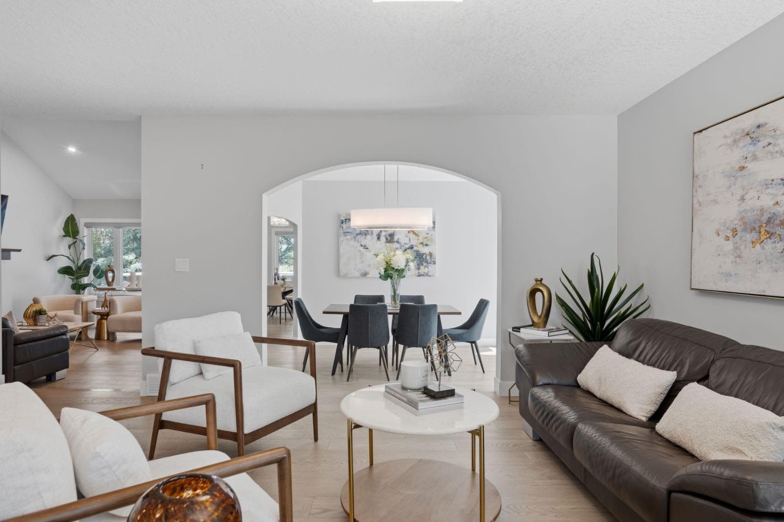 30 Strathcona Road SW