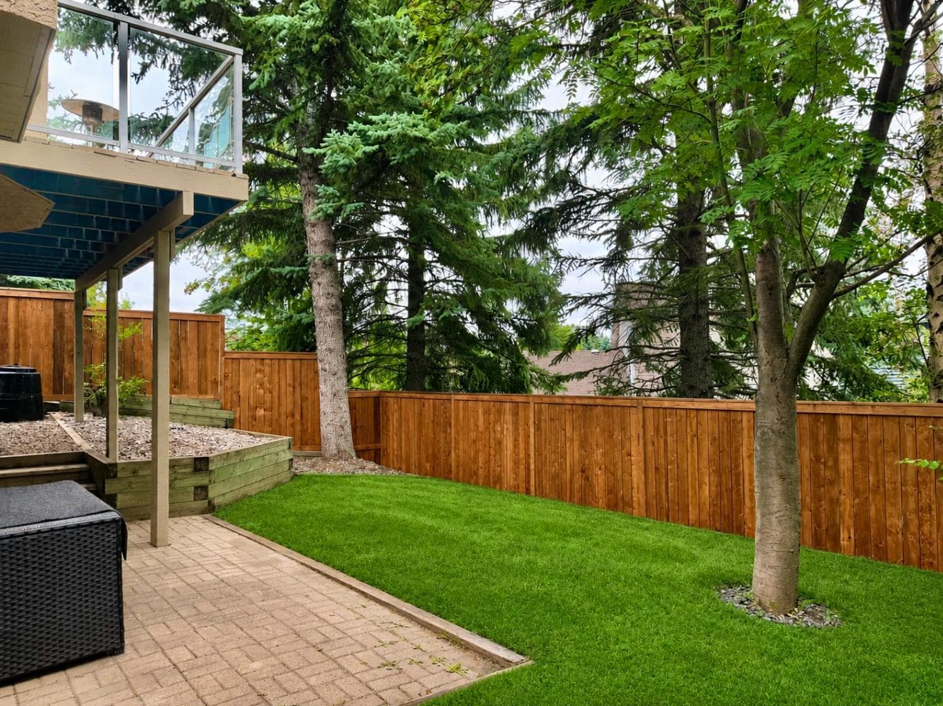 30 Strathcona Road SW