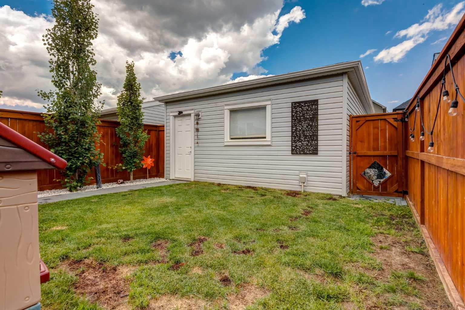 1014 Carrington Boulevard NW