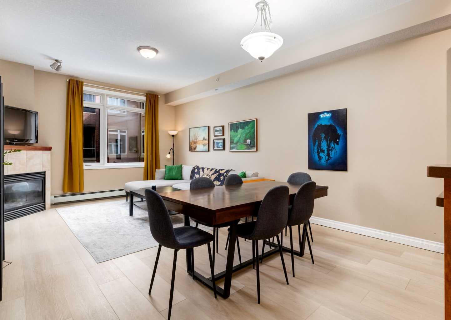 3214, 24 Hemlock Crescent SW