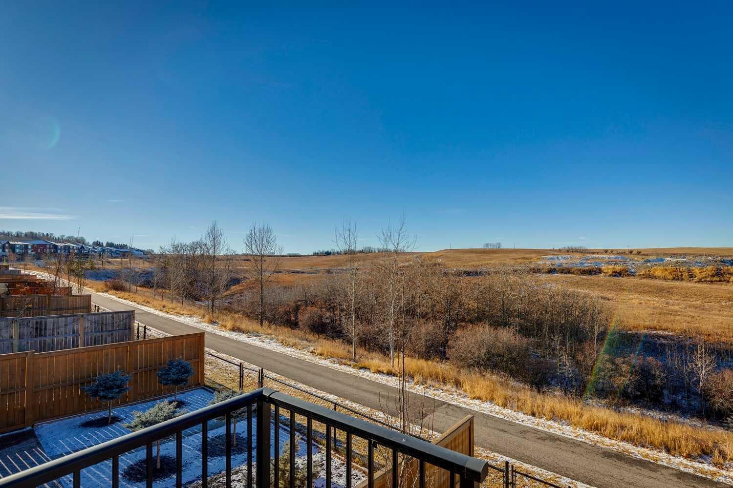 57 Crestridge Bay SW