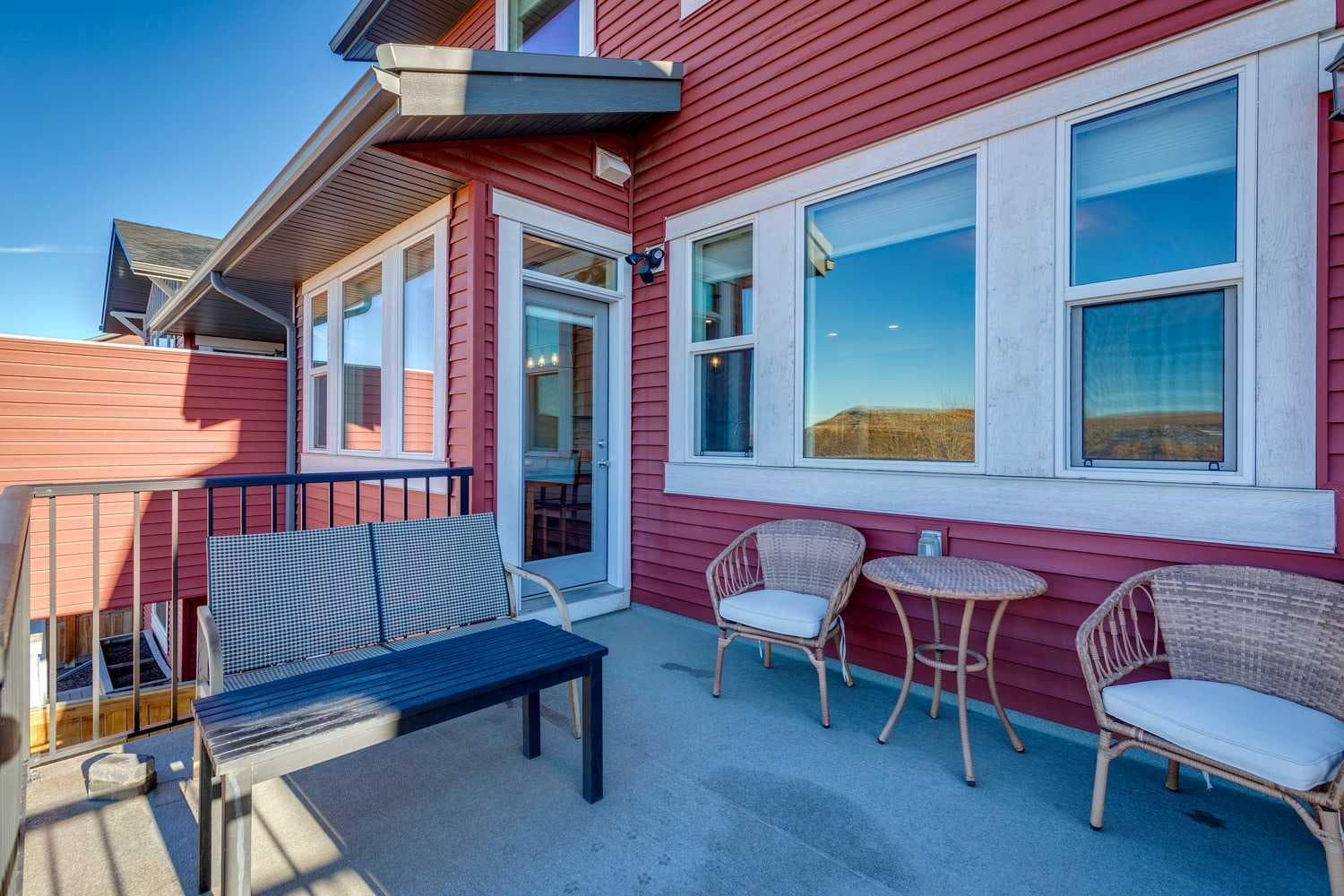 57 Crestridge Bay SW