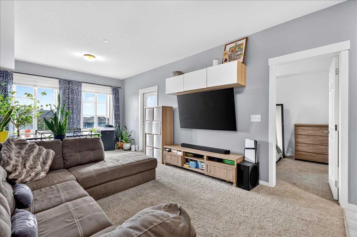 2309, 215 Legacy Boulevard SE