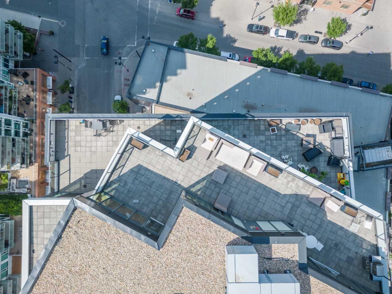 810, 550 Riverfront Avenue SE