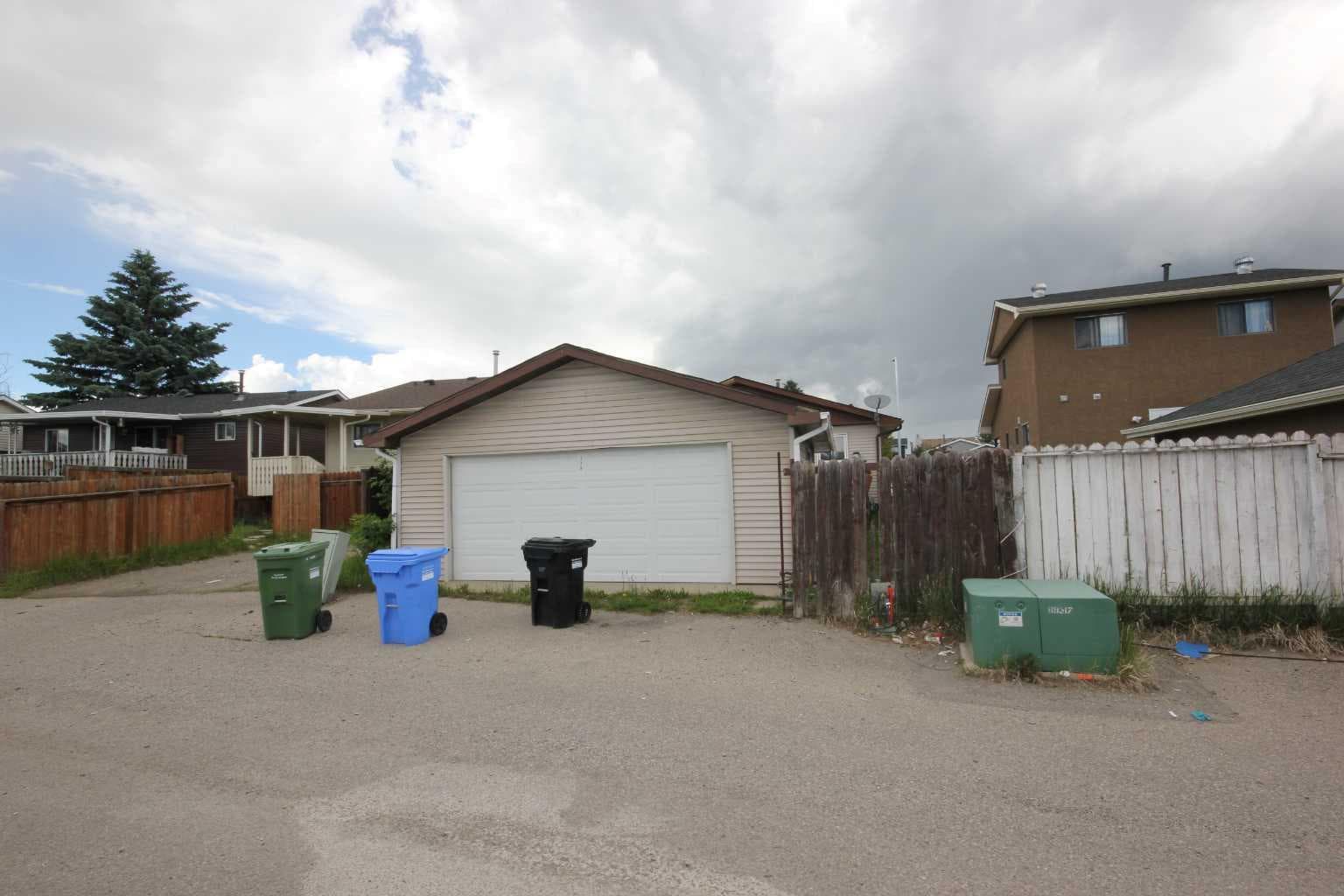 379 Falmere Road NE