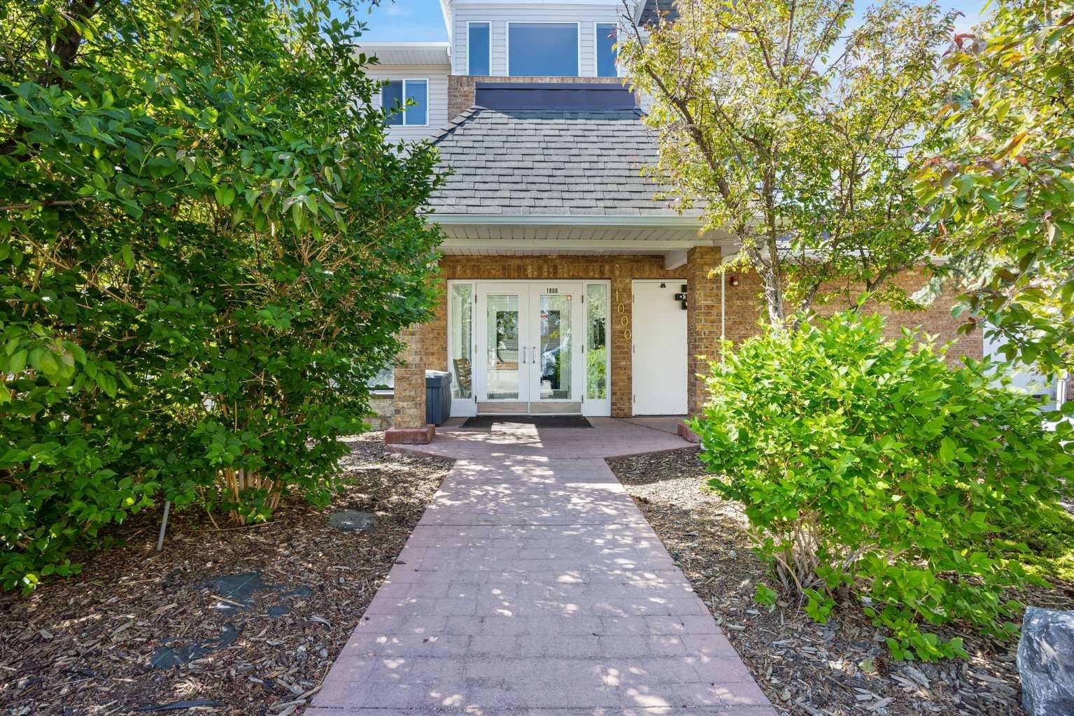1314, 950 Arbour Lake Road NW