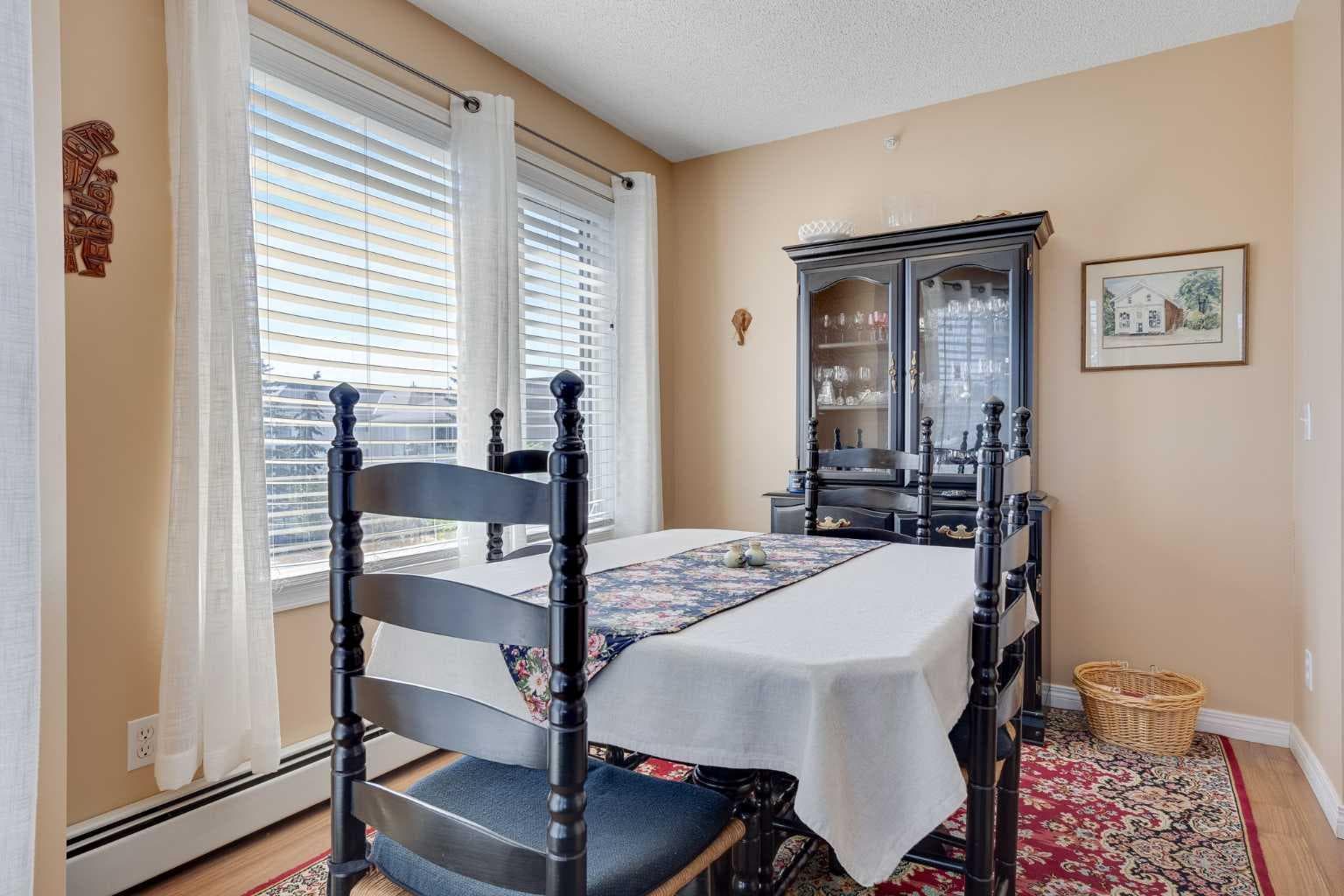 1314, 950 Arbour Lake Road NW