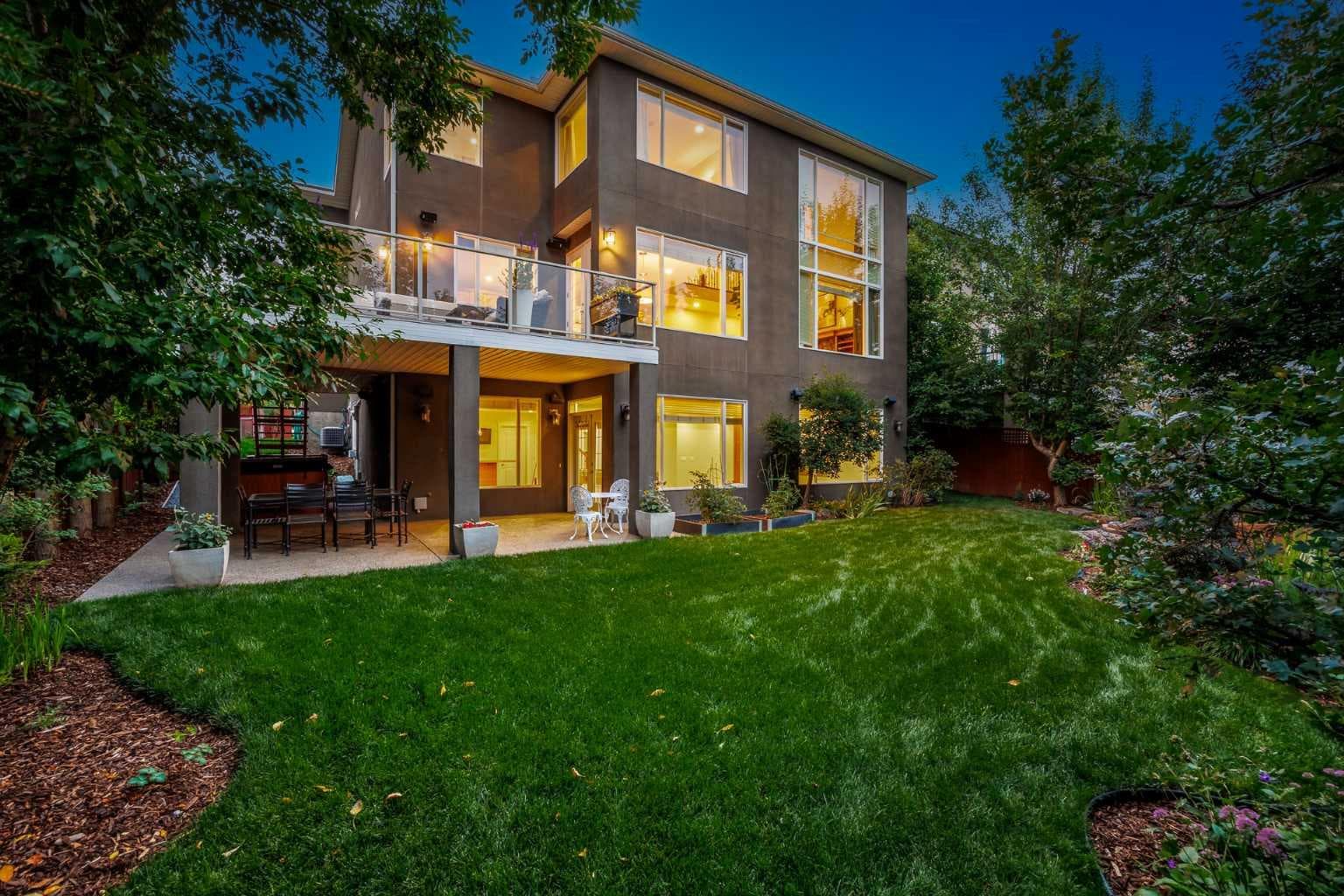 41 Aspen Ridge Way SW