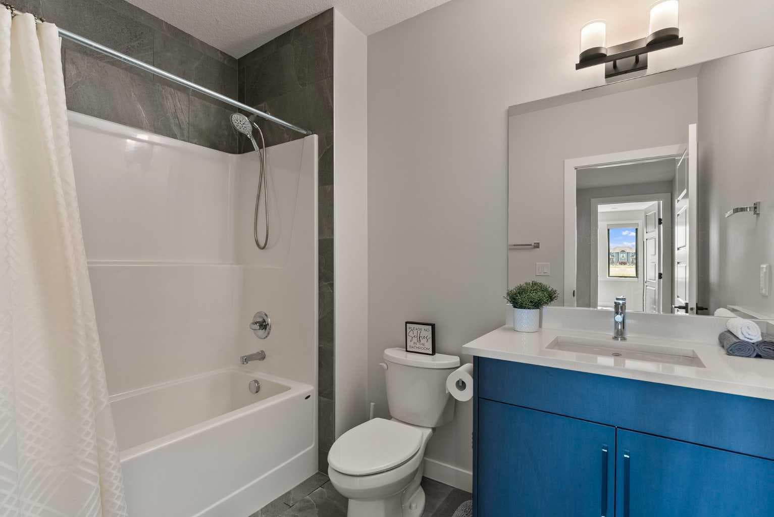 32 Monterra Landing 