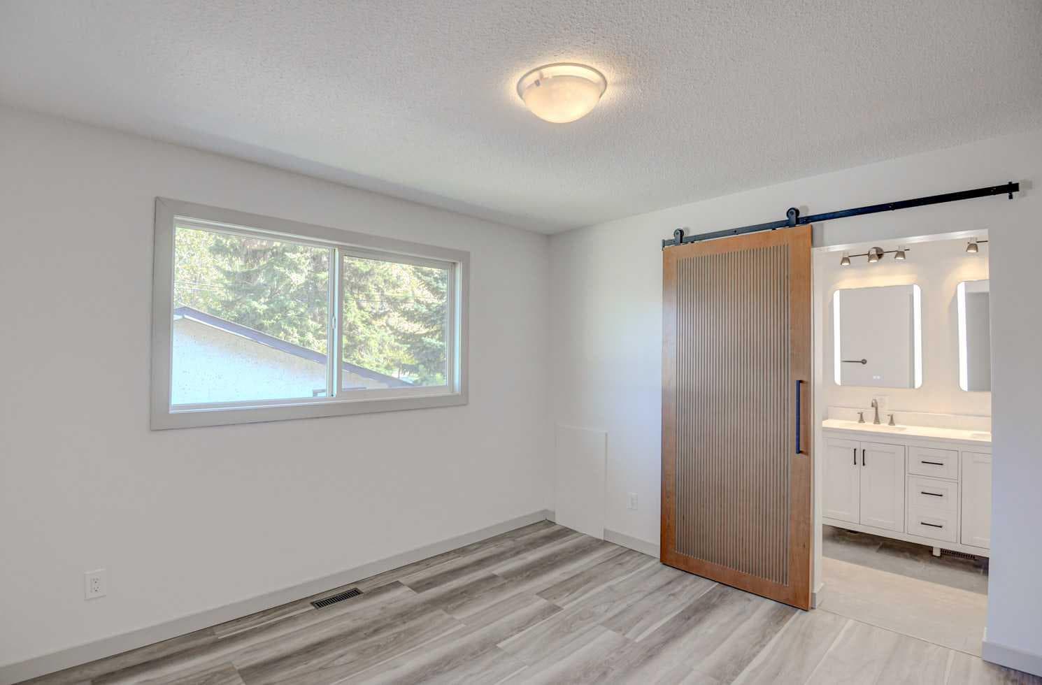 205 Allan Crescent SE