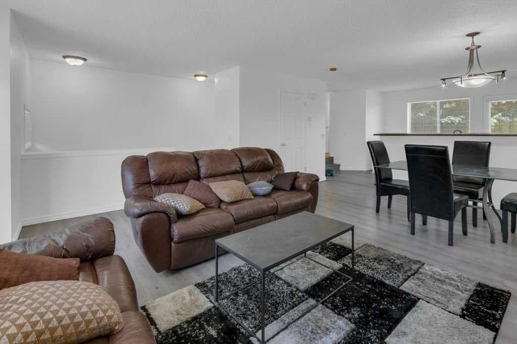 109 Tuscany Springs Gardens NW
