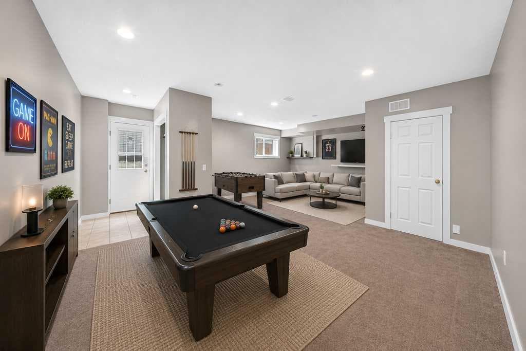 222 Covewood Close NE