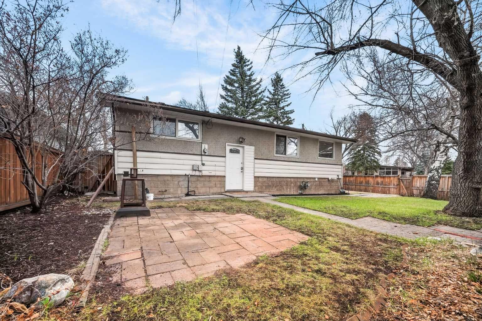 81 Westminster Drive SW