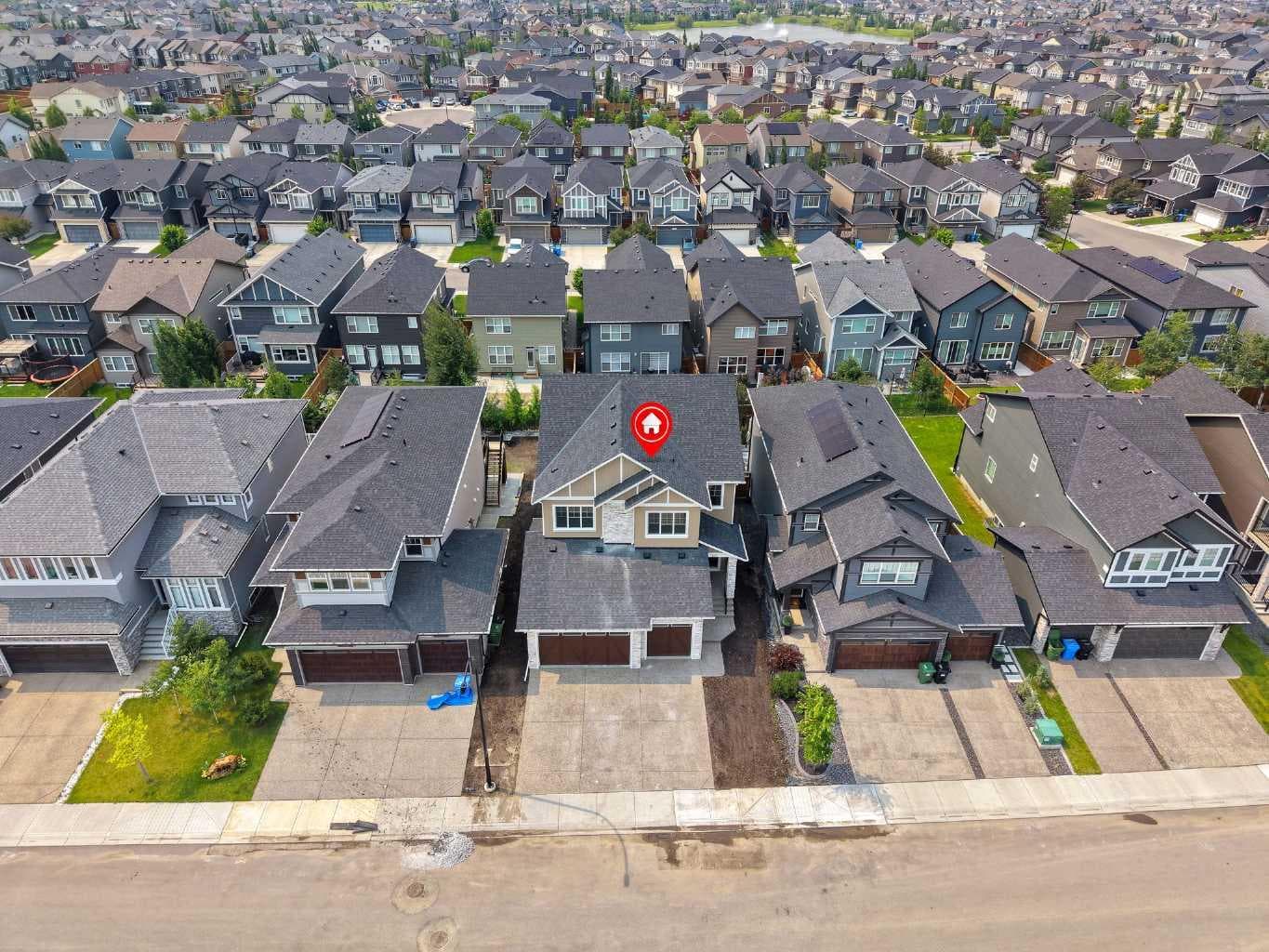 644 Legacy Woods Circle SE