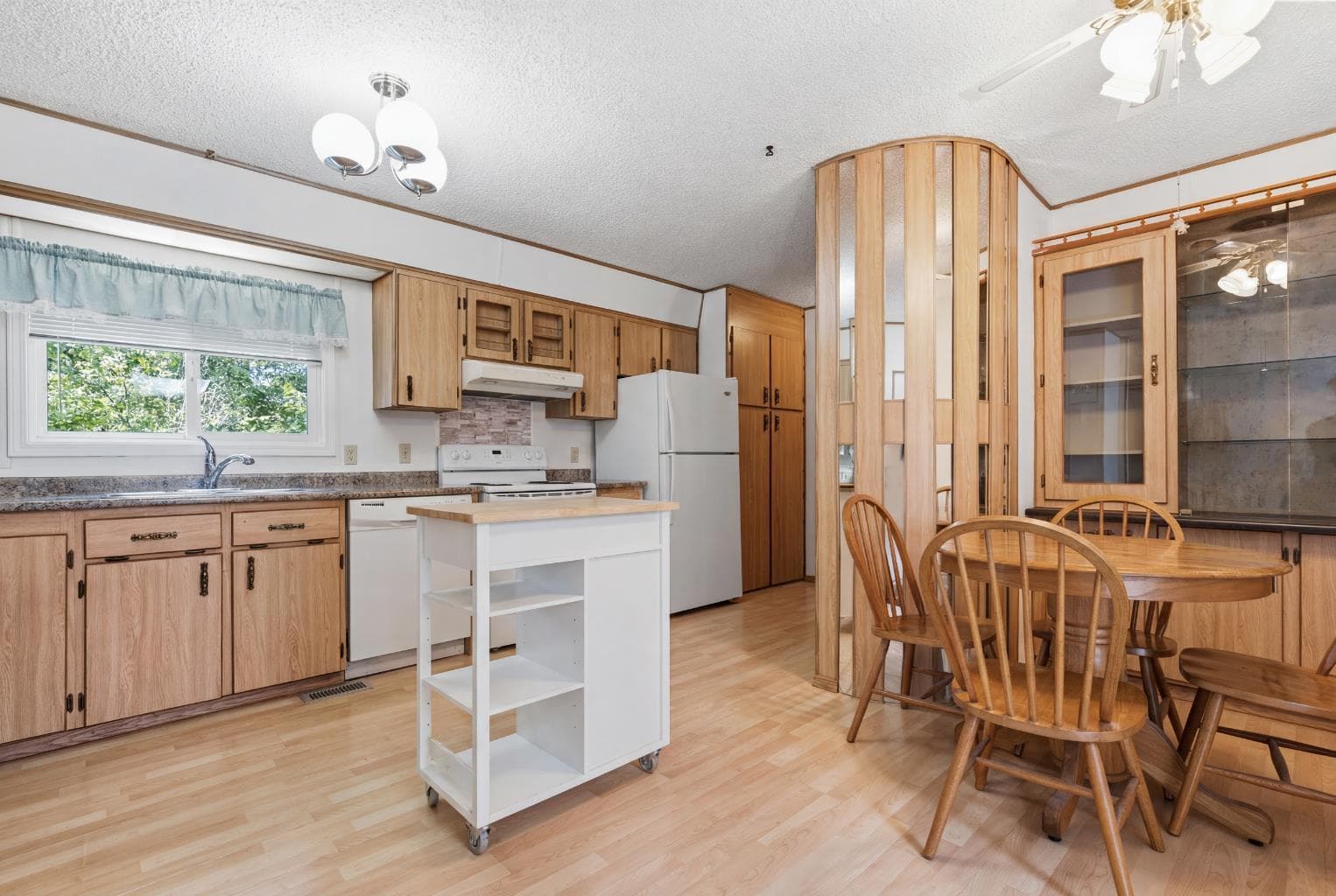 3011 Burroughs Manor NE